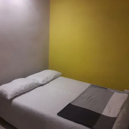 Signorile Street - Near The Sea * Μπάρι